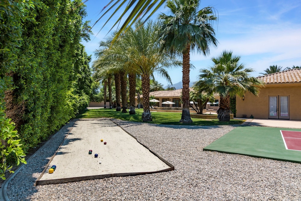 The Date Palm Estate by Avantstay Luxurious Private Retreat