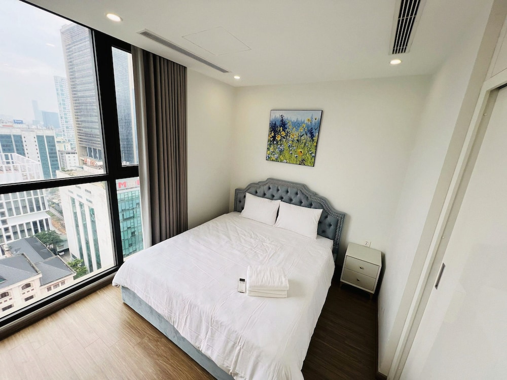 TIL - Vinhomes Skylake Elegance Suites