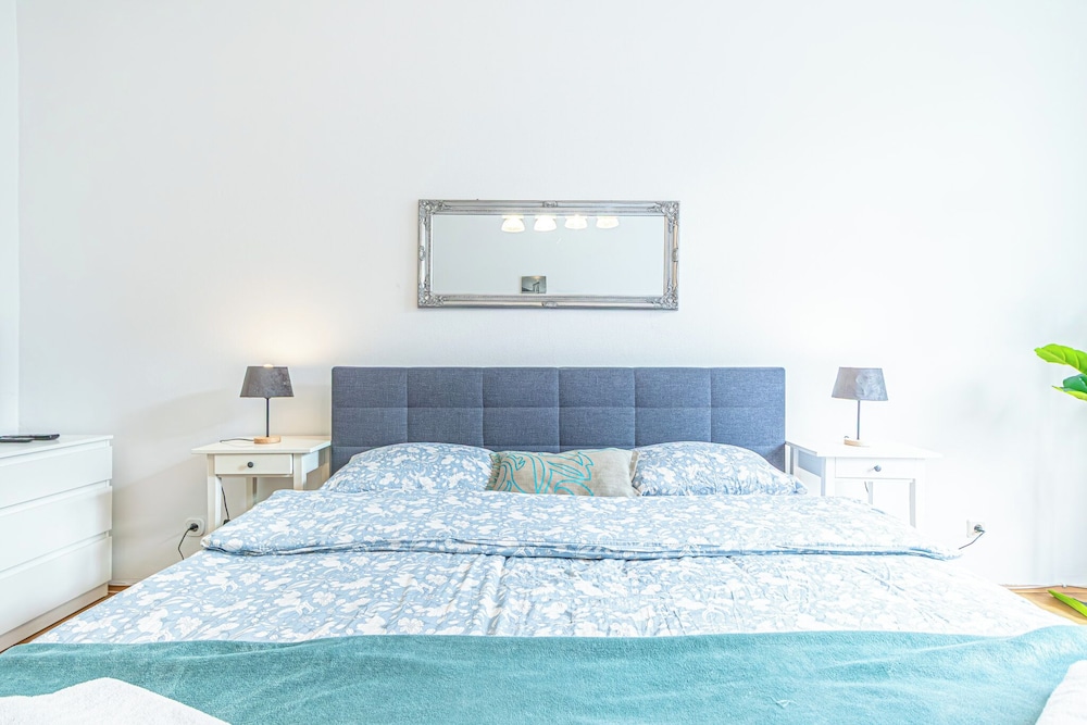 Stylish 1BR Apartment In Vienna Center