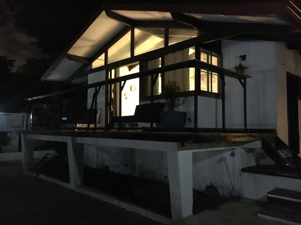TripOn 2 - Hostel - Adults Only