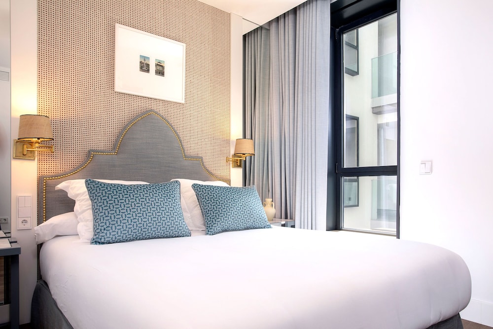 Luxury Apartment Torre del Oro View II