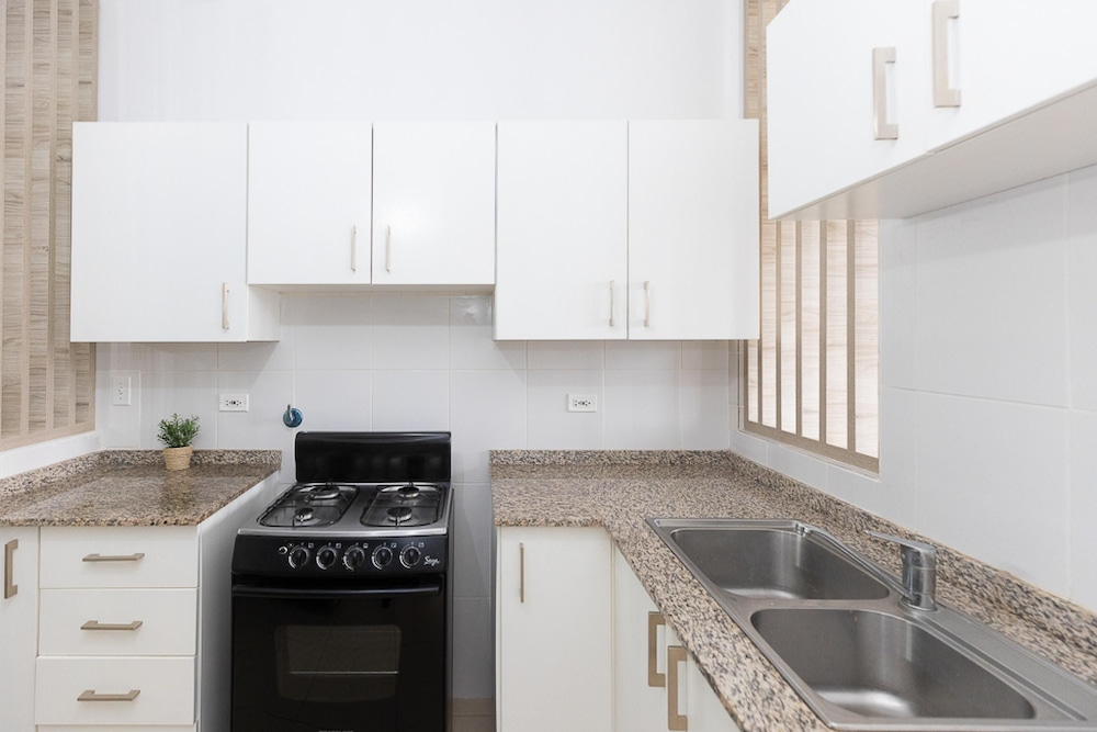 The Farallon Beach Condo by Acomodo