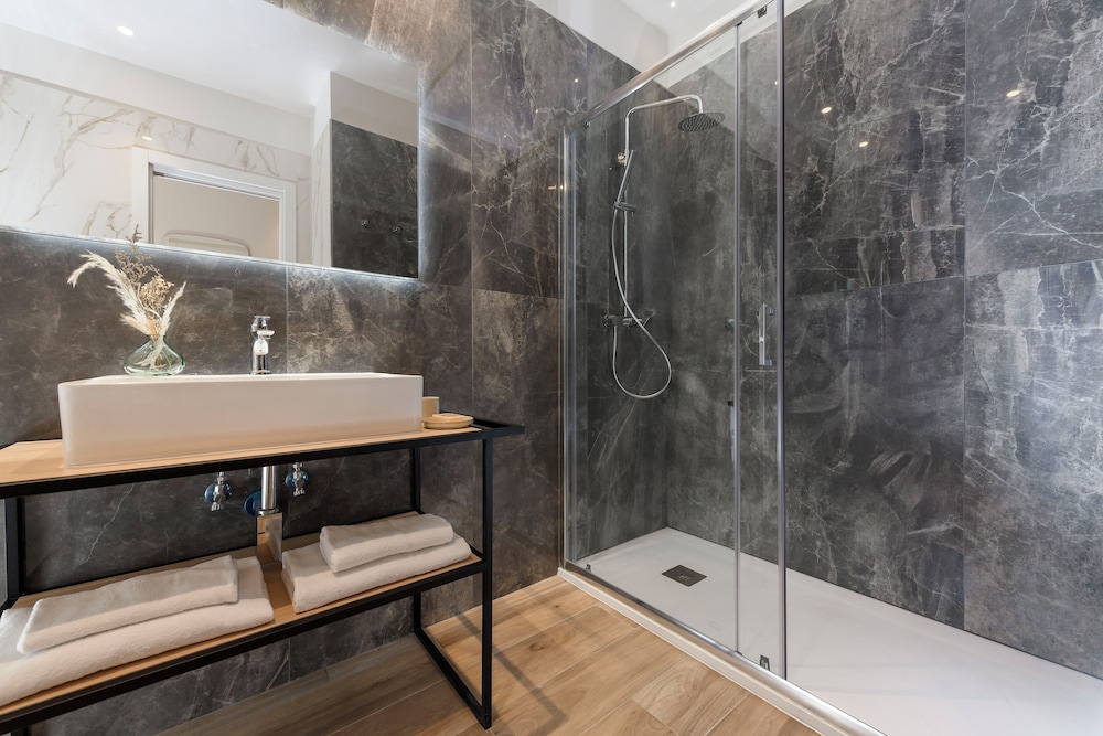 Domus Augustea - Luxury Accommodations