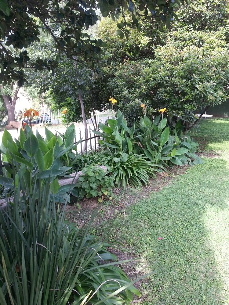 Boer And Brit Self Catering Guest House