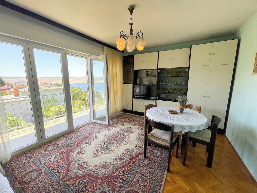 Apartment Asta