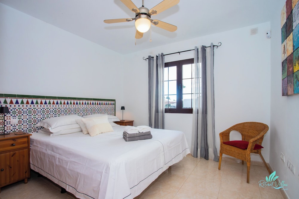 3 Bed Villa - Pool, Terrace, Bbq, Near Beach