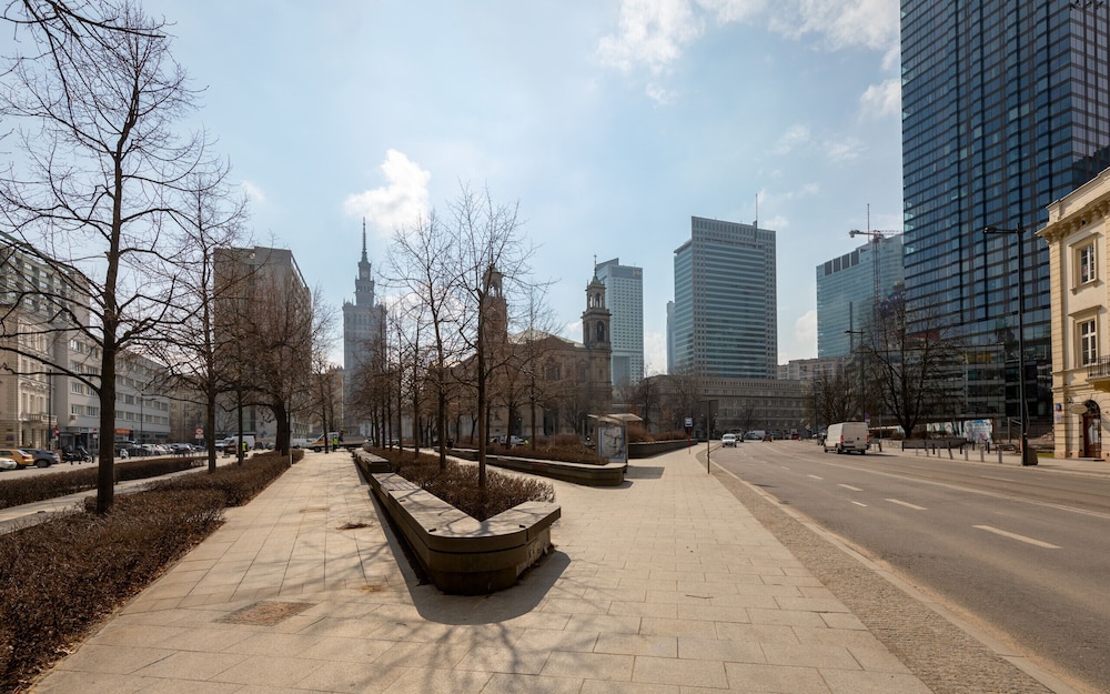Plac Grzybowski Studio by Renters view 3
