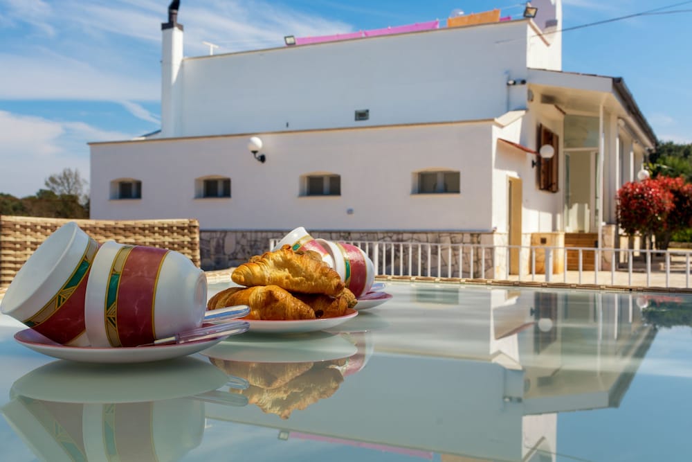 Villa Afrodite en Ostuni — dining