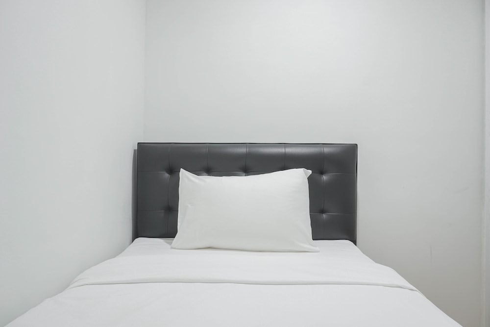 Nice And Modern 2Br At Daan Mogot City Apartment view 4