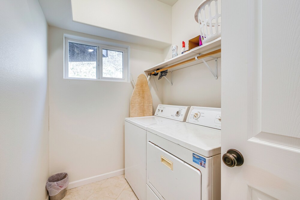 Panoramic Mtn Views: 5-acre Escape in Palmer!