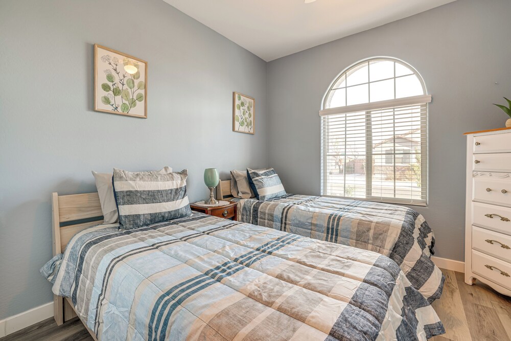 Covered Patio: Family-friendly Home in Casa Grande