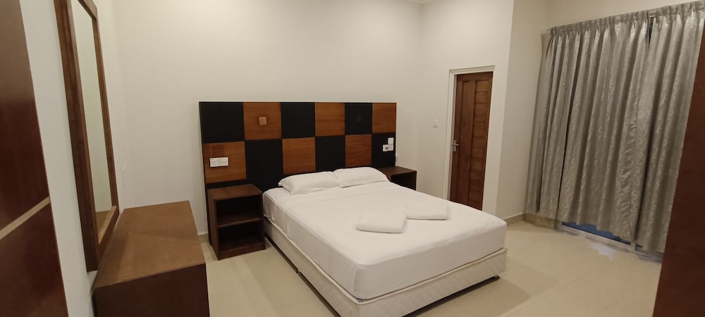 Ras Rana Lodge
