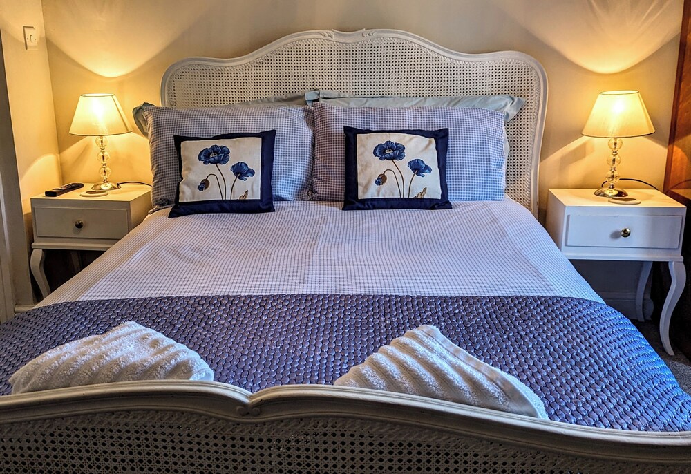 Britannia House Vintage B&B Cornwall