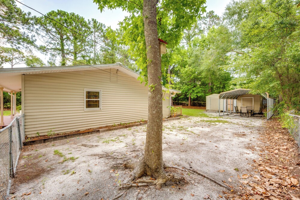 Fish, Relax & Repeat: Home w/ Yard in Eastpoint!