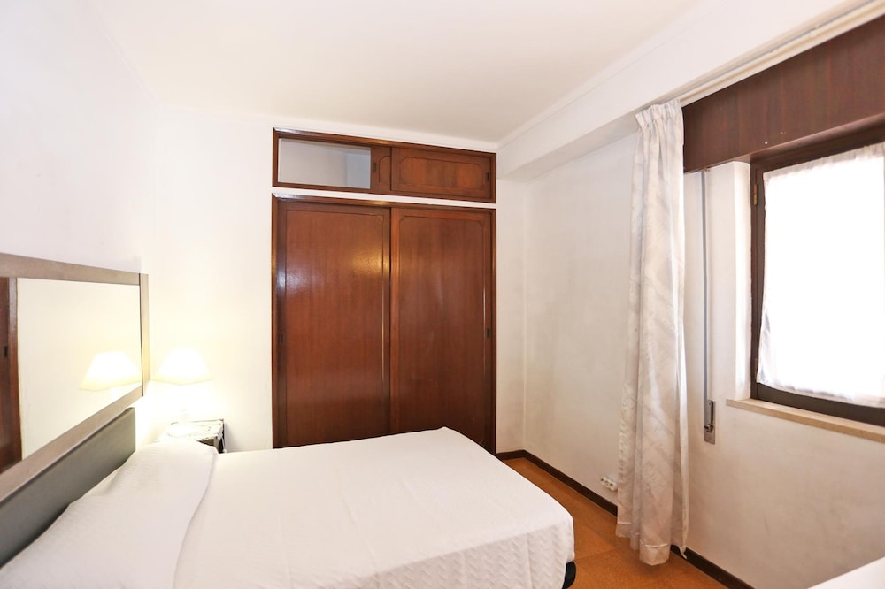 V 02 - Apartment 2 in Seacliff Albufeira