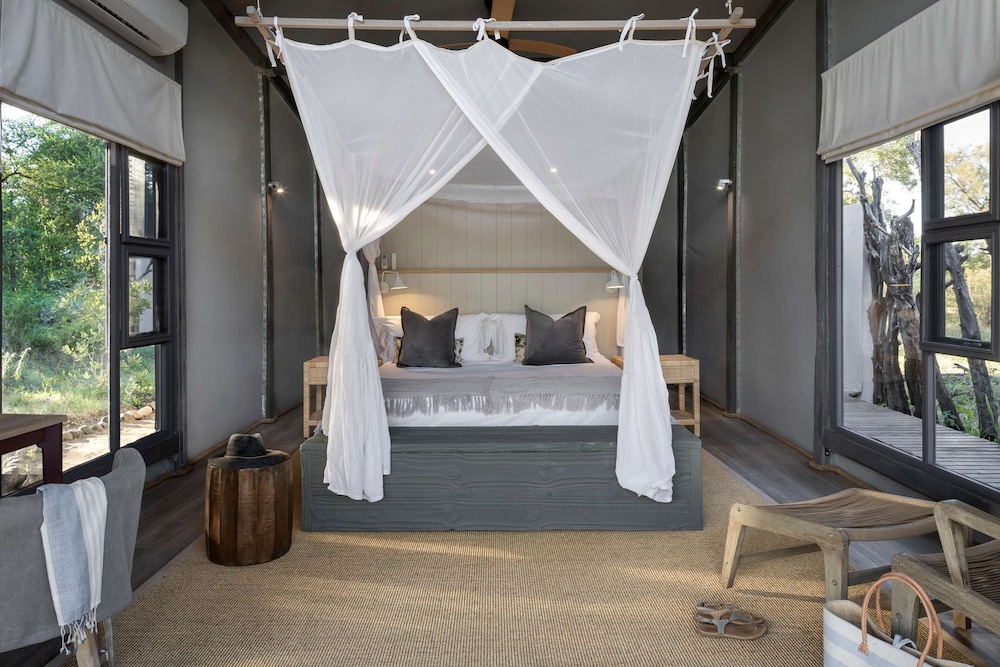 Simbavati River Lodge