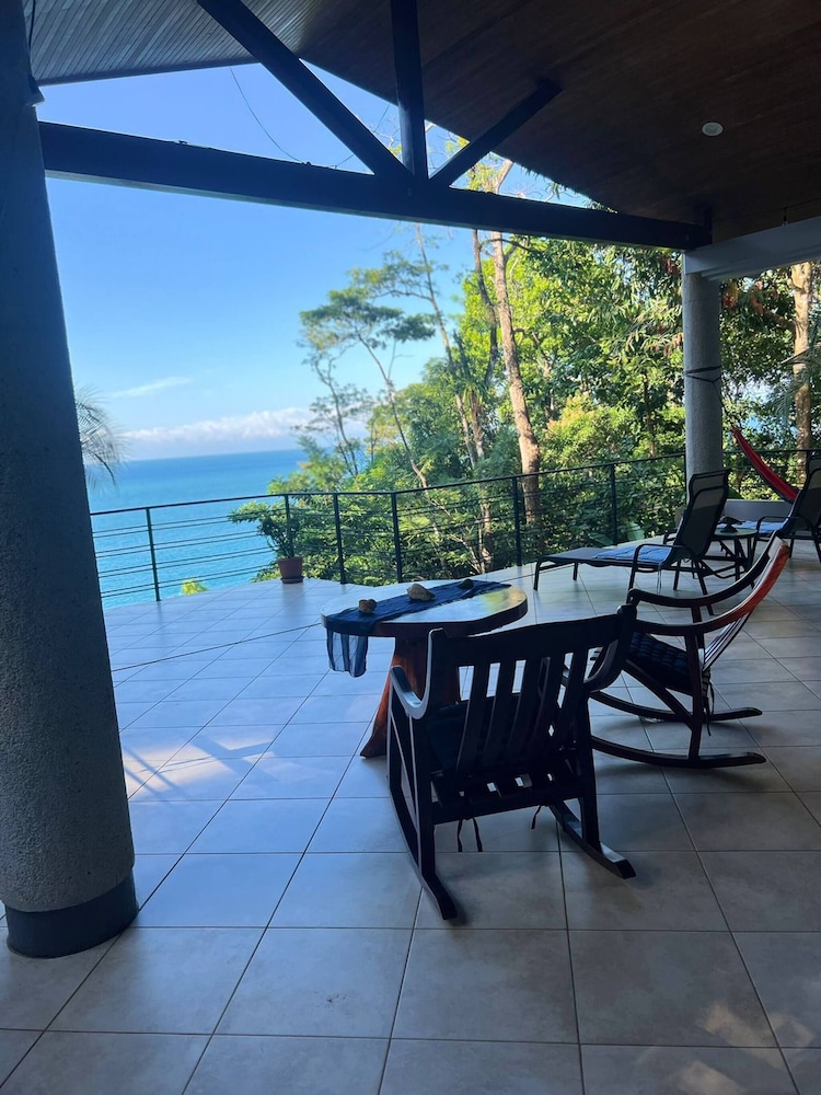 Luxurious Rainforest Retreat in Drake Bay, Osa, Costa Rica
