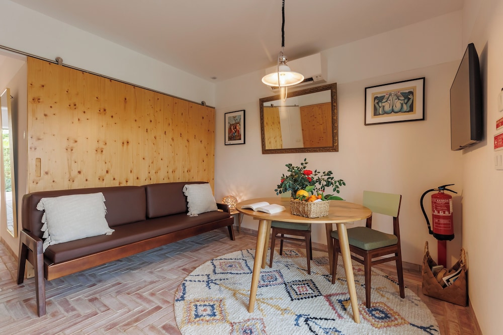 Laranjal Farm House