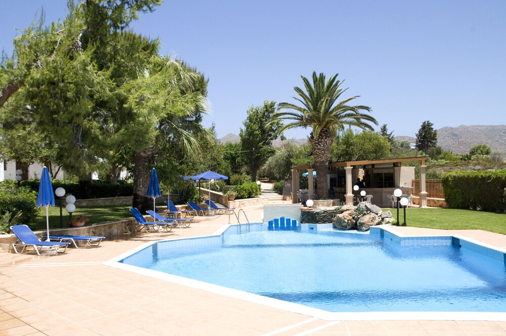 Alianthos Suites