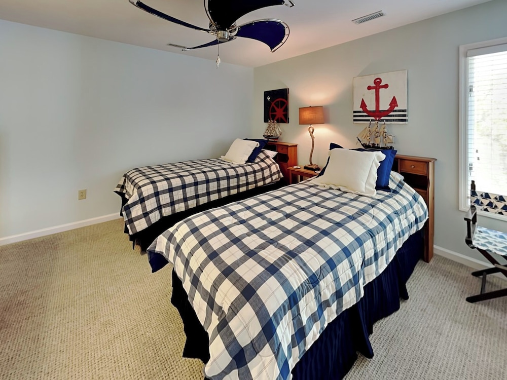 The Pack House by Topsail Realty