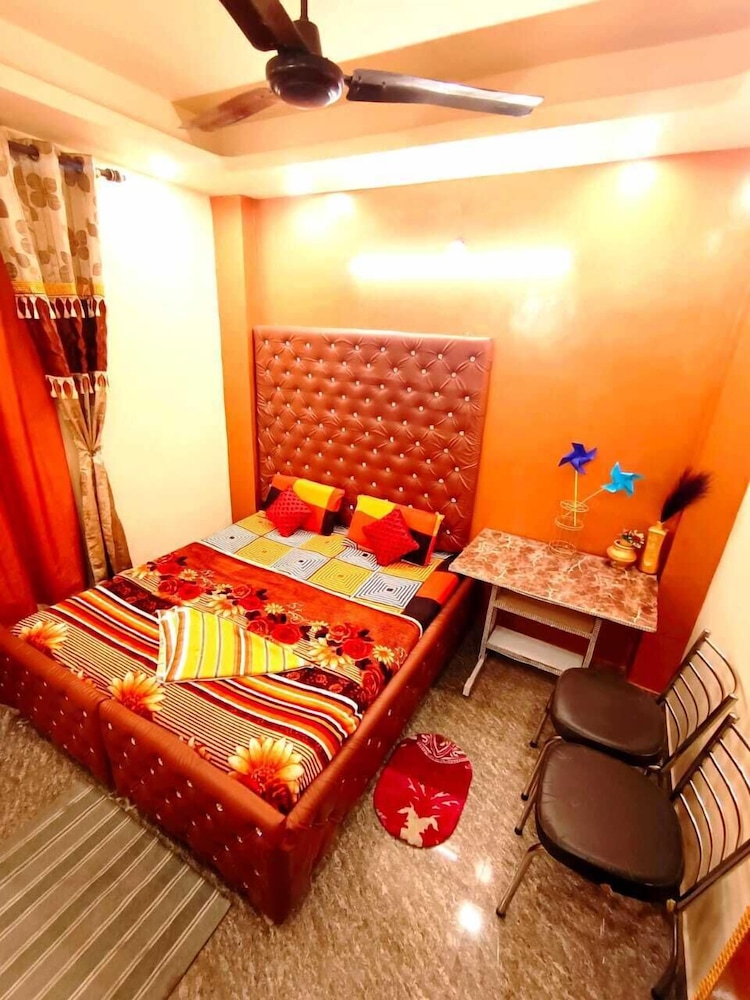 THE DEEP GANESHA INN
