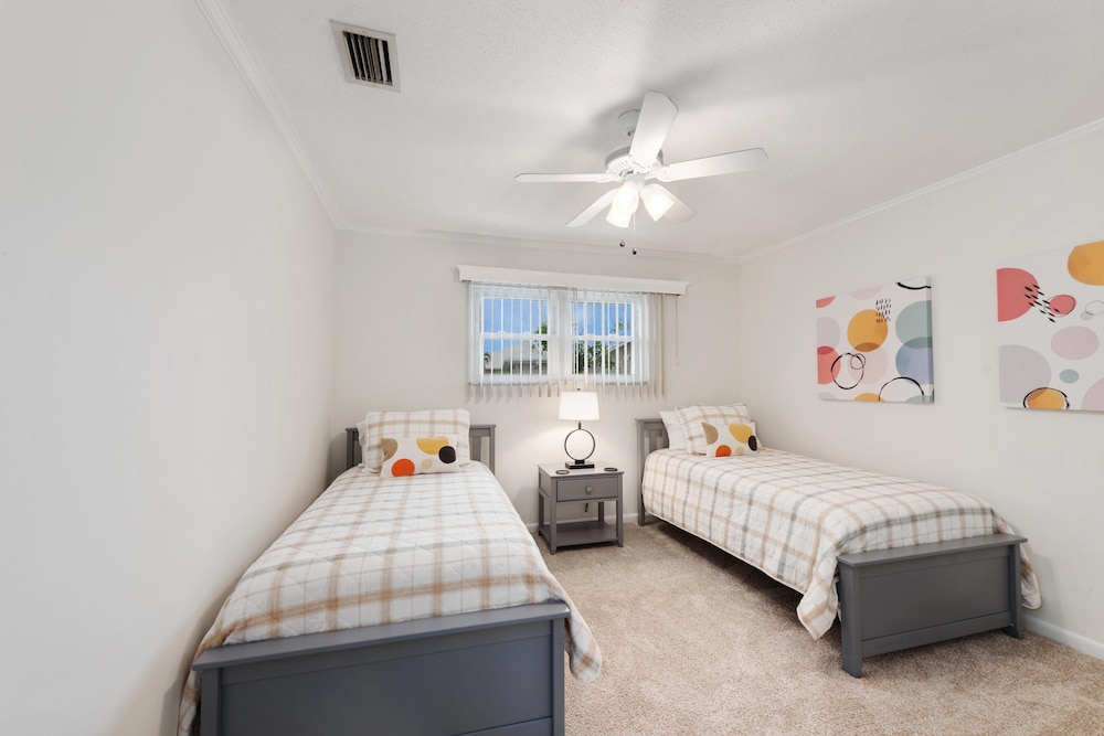 Beach Bungalow 1