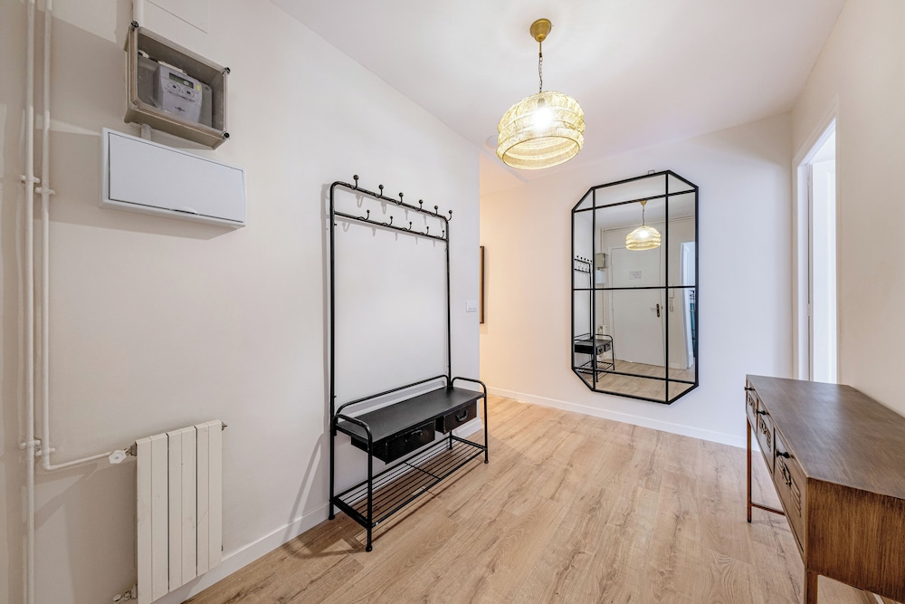 BeBarceloner Eixample Apartments