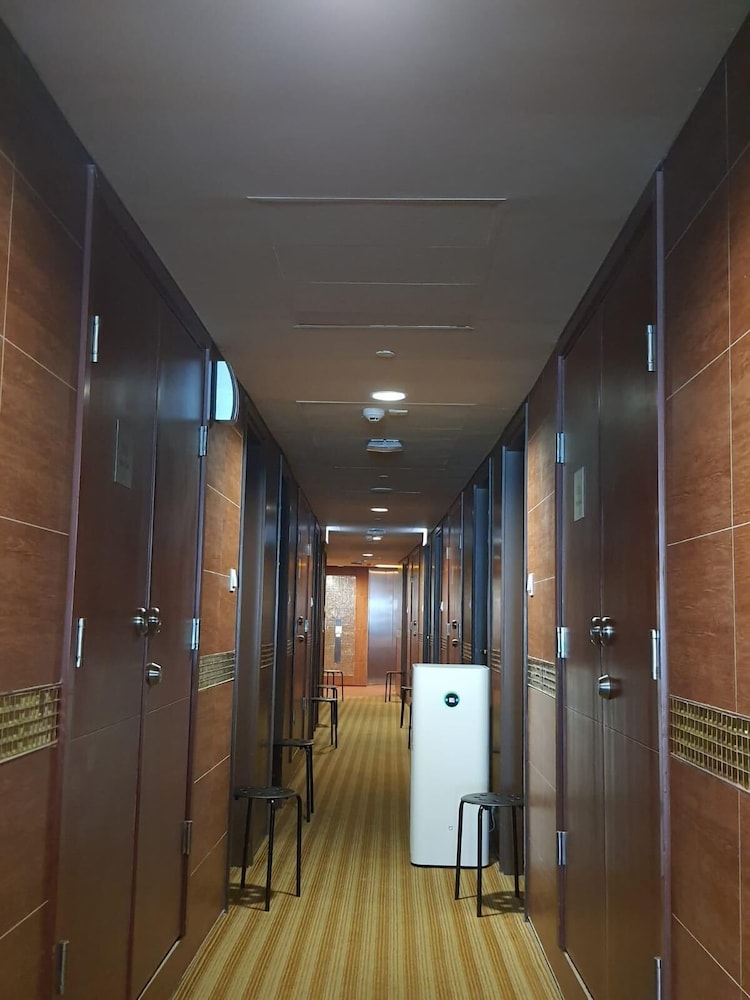 Ramada Grand Tsim Sha Tsui (Former Ramada Hong Kong Grand Tsim Sha Tsui)