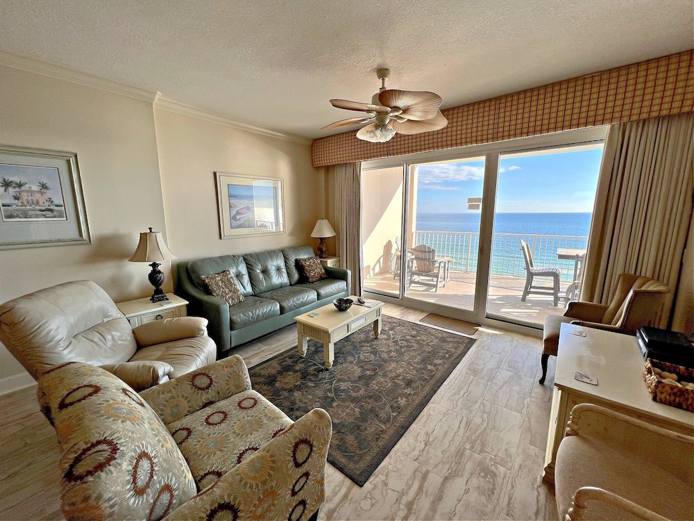Regency Isle 703