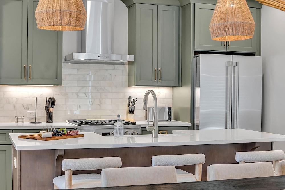 Alto-private Rooftop Deck-8 Mins to Broadway