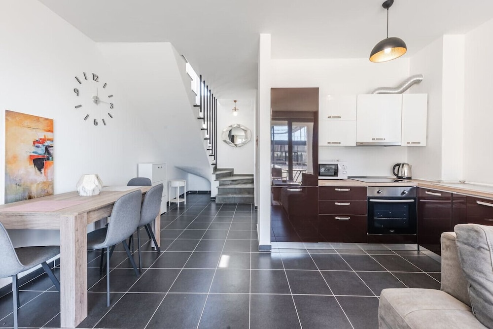 Coastal Haven Talea in Tale