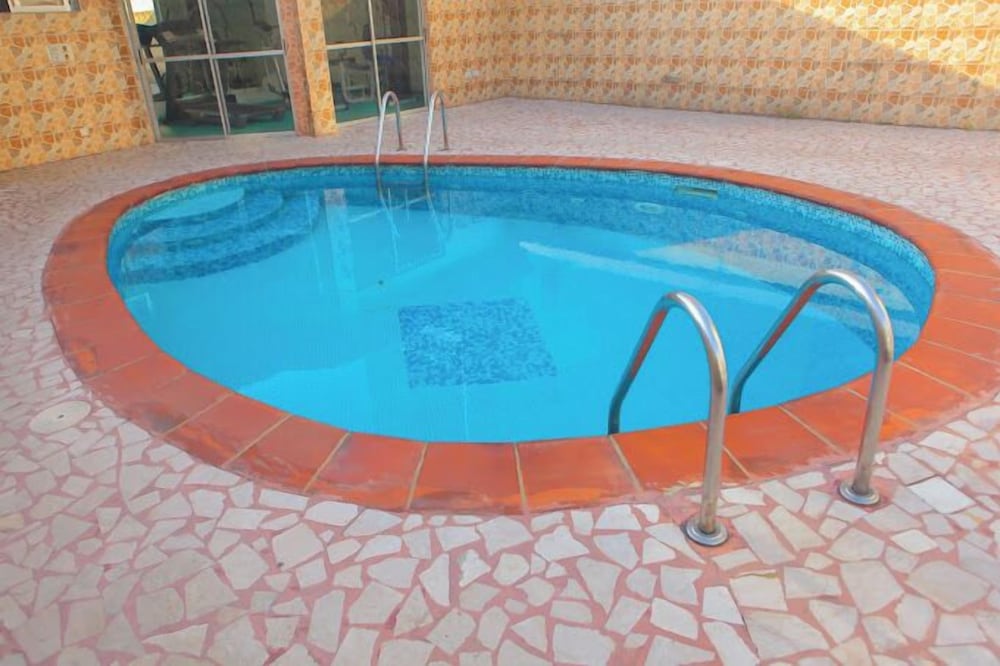 Lalo's place and Apartments