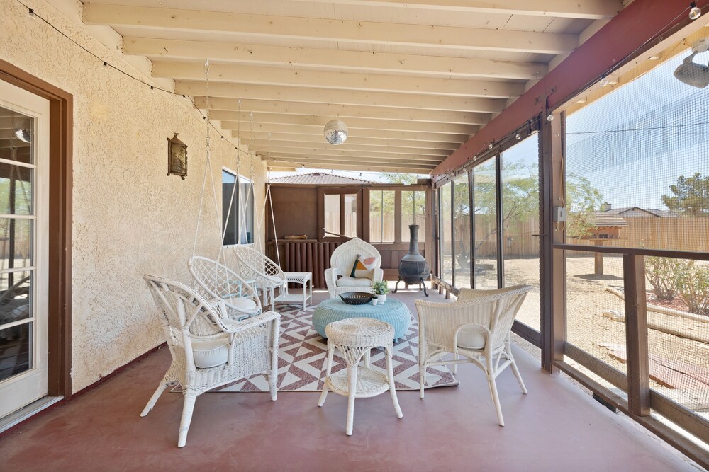 Euphorbia House - Fire Pit, Ping Pong, Tether Ball & Dark Skies 3 Bedroom Home by RedAwning view 3