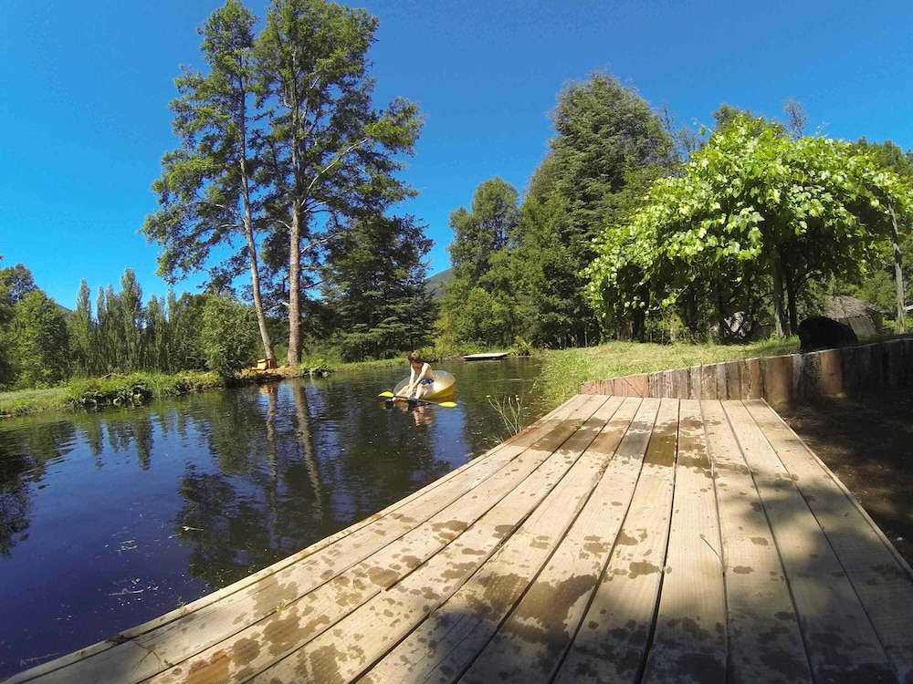 Hotel Lodge Landhaus Pucon