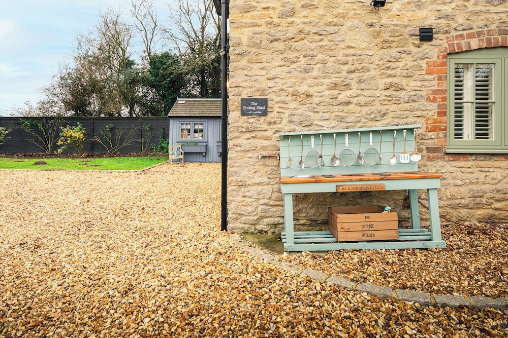 Stunning 6 BB Cottage & Annexe