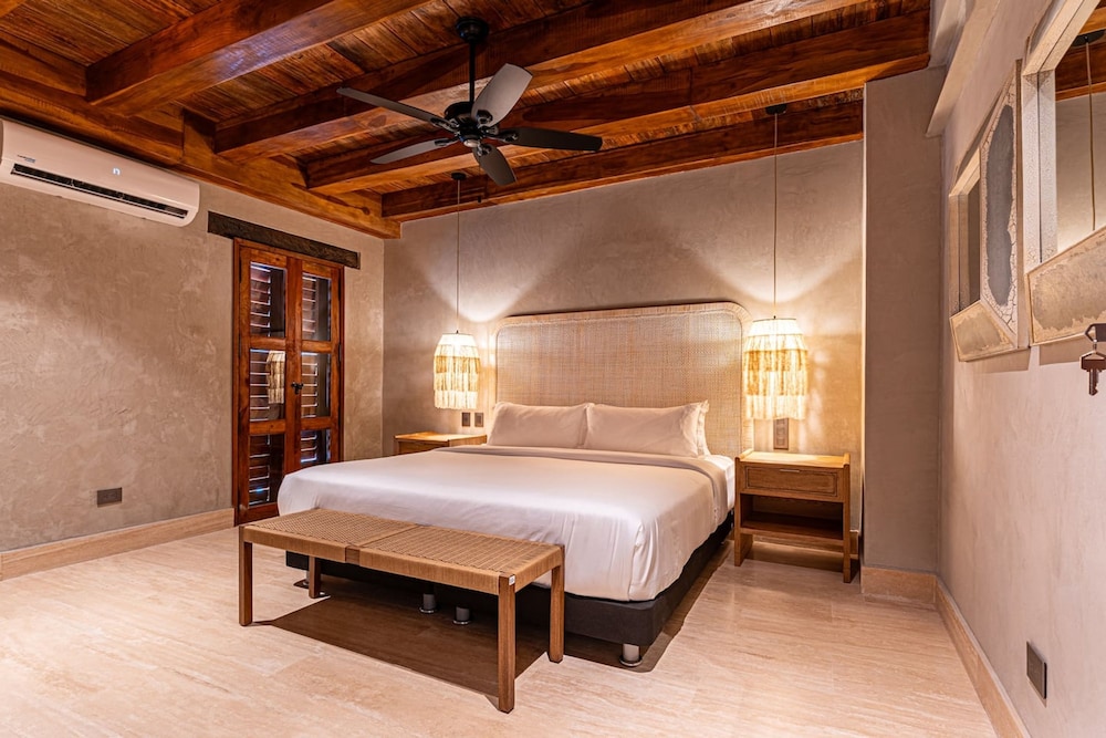 Casa Vera - Rooftop Pool - Historic Center