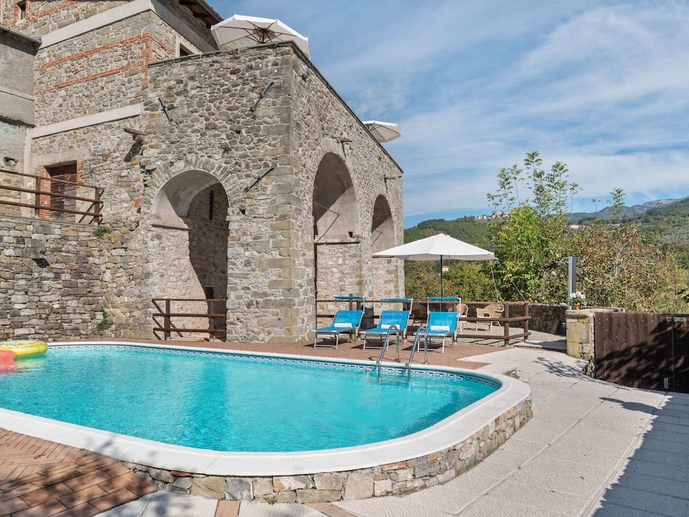 Pool & Wellness
