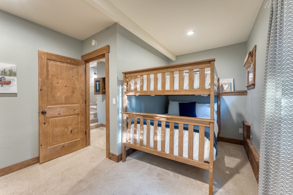 Washoe Way by Avantstay Luxury Tahoe Retreat A Location w Beach Access