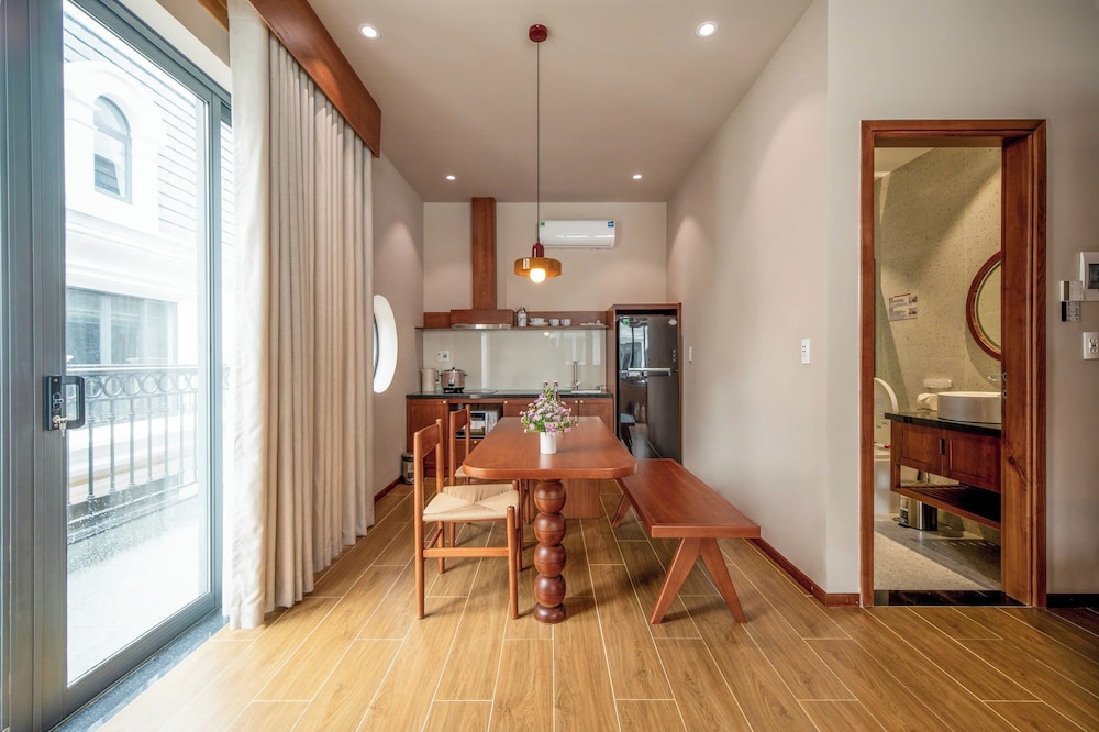 JULIE's HOUSE - LUXURY APARTMENT - HUE