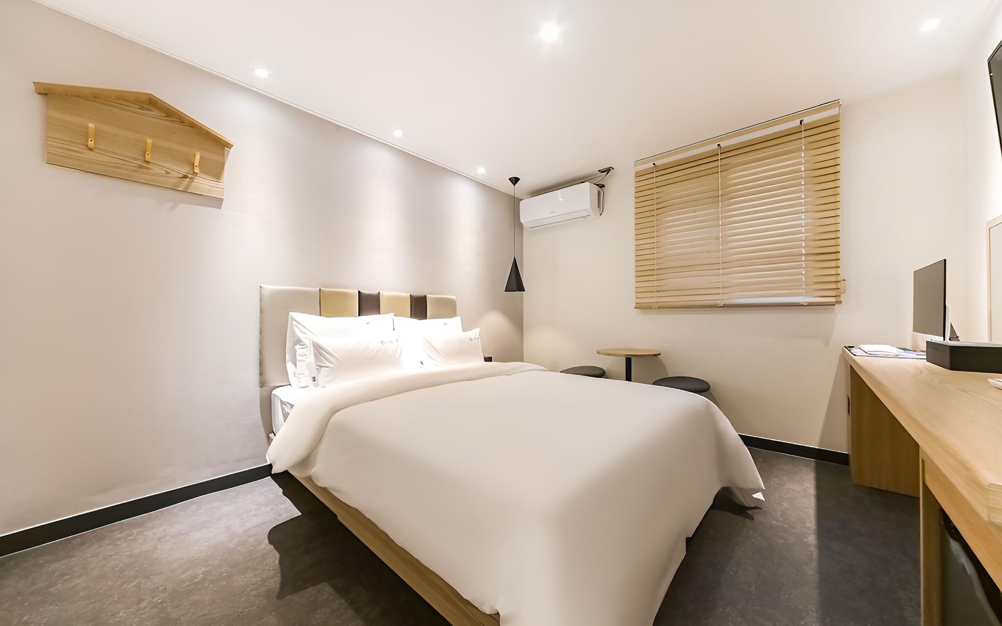 Pohang Daejamdong Togenheart Hotel