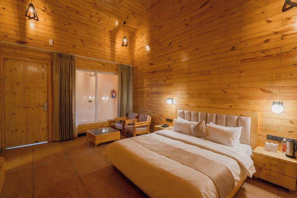 Delight The Lavish Loft Corbett