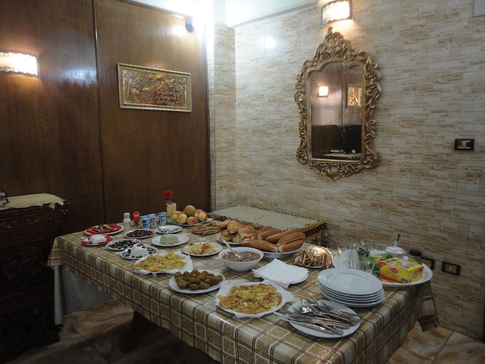Sphinx Guest House