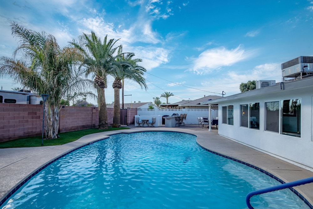 Desert Oasis Retreat Pool Spa Casita