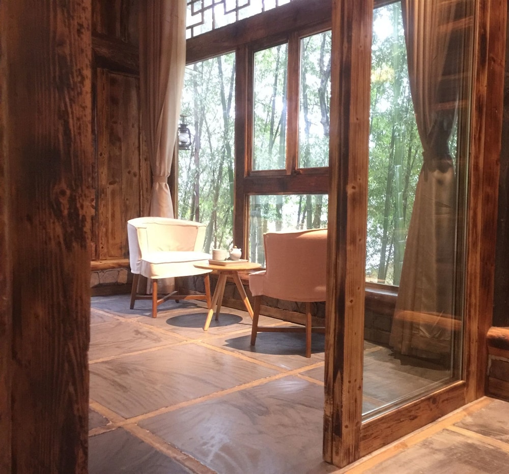 No.5 Valley Lodge