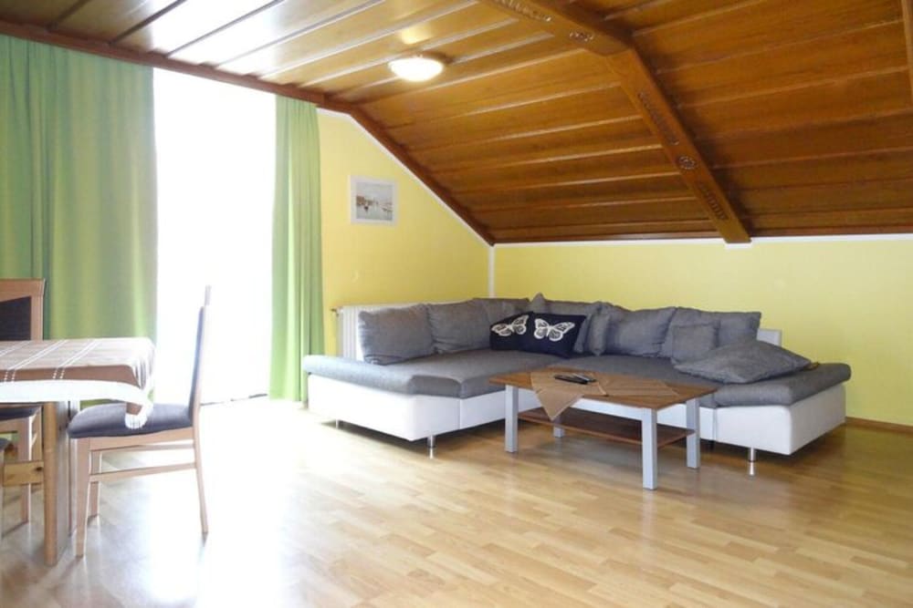 Apartment in St. Kanzian by Klopeiner See