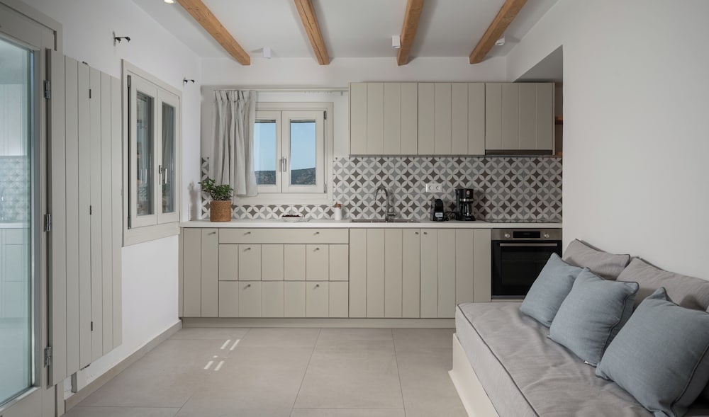 Castello Amorgos Suites