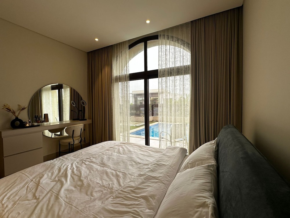 One-bedroom Escape With Scenic View