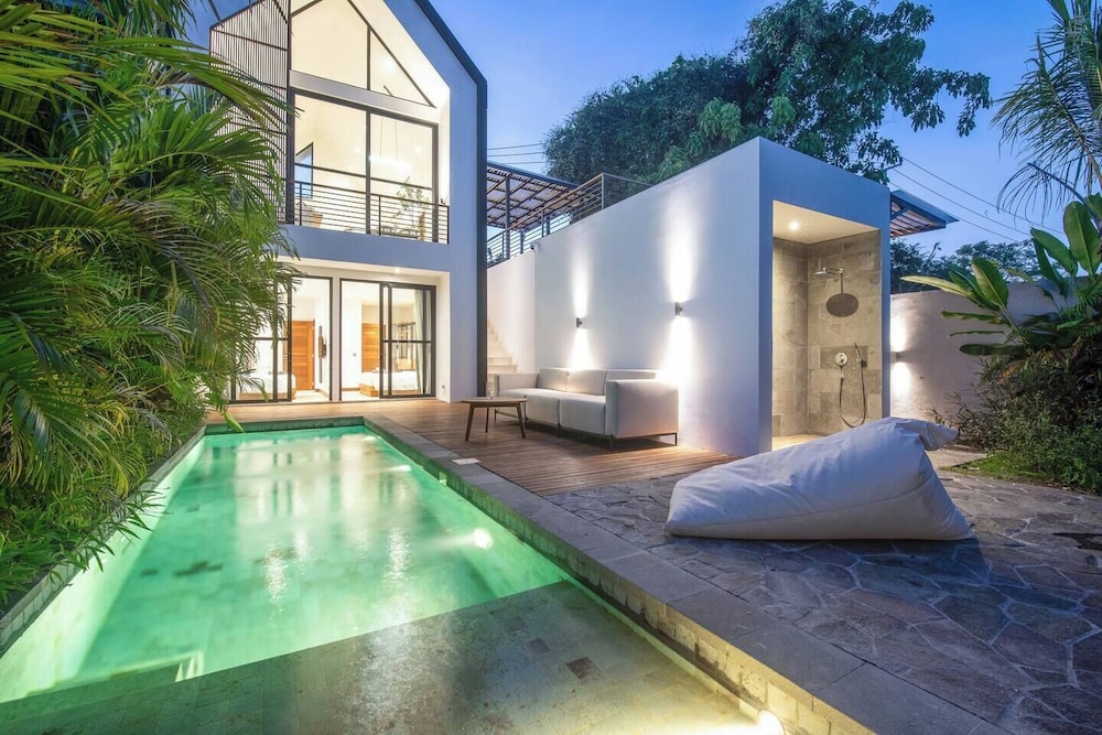 Sinara Ocean View 2Br Villa Nusa Dua