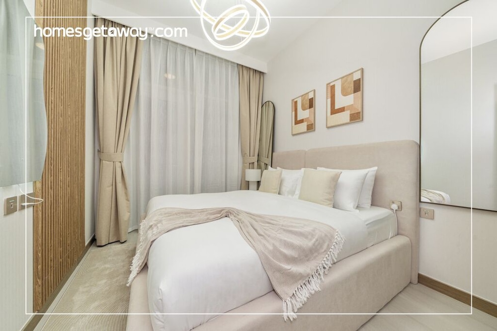 Premium 2BR Apt Home Fully Furnished