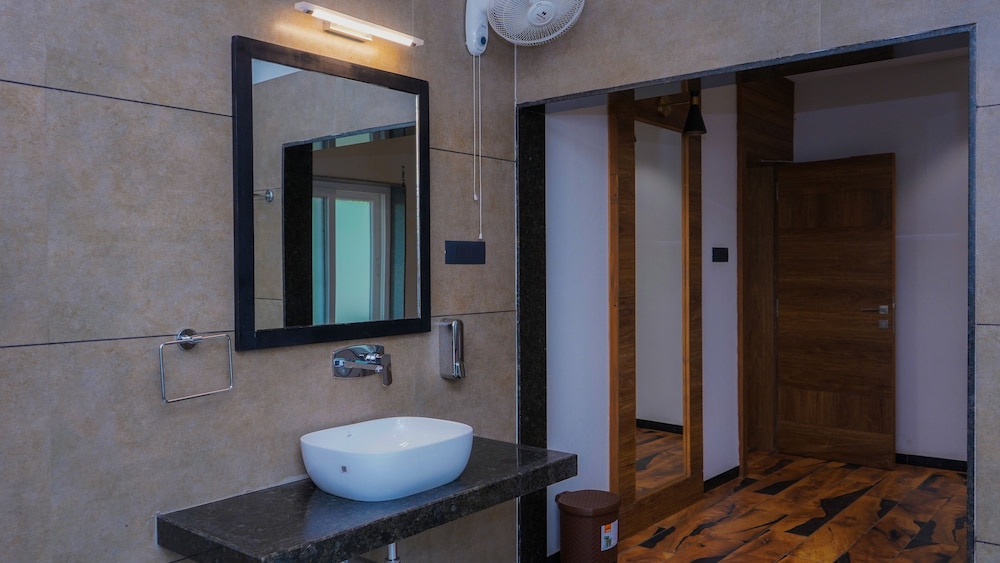 Syna Jungle Resort - Shahdar